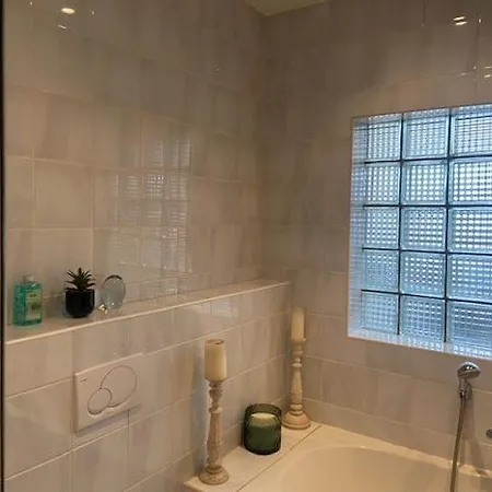 Charming & Spacious Duplex Viewing The Lovely Mas Apartment